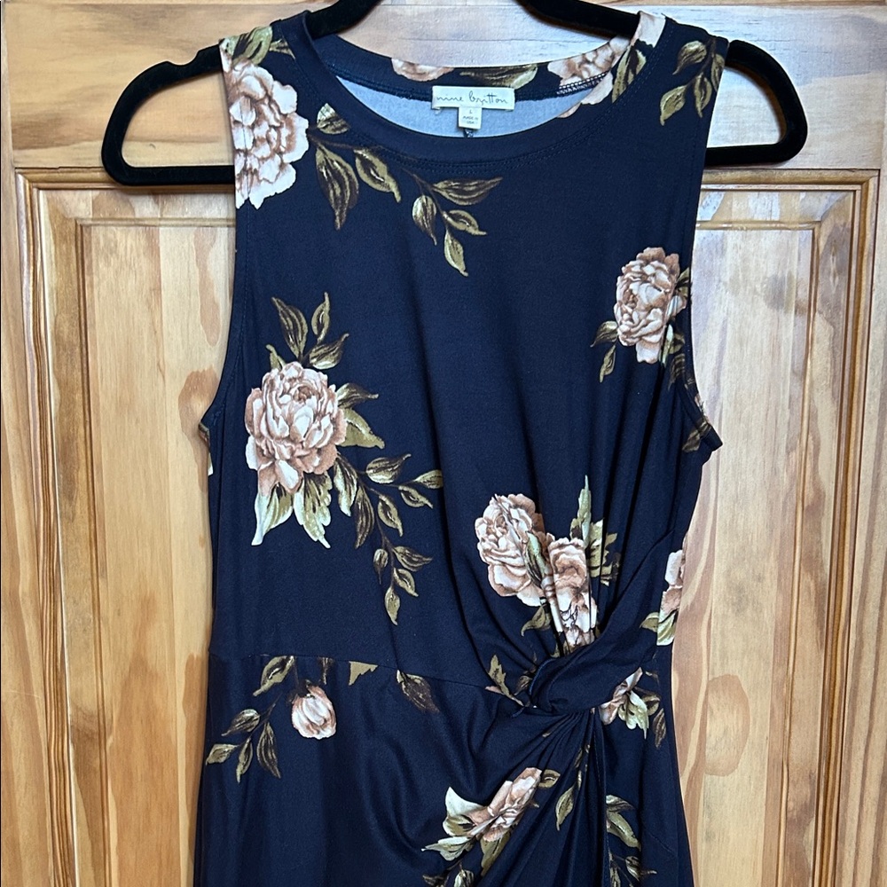 Nine Britton Navy Floral Midi Dress